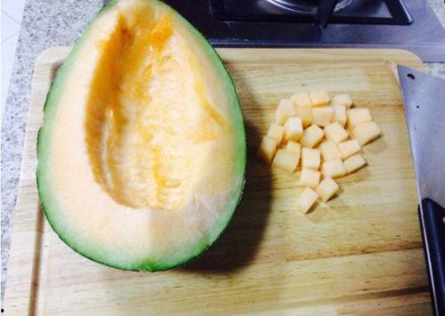 哈密瓜过期怎么吃,创意料理新尝试