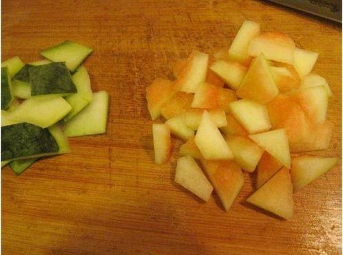 茄瓜能和鸡肉吃吗,健康美味的家常菜推荐