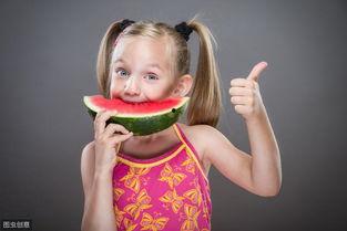 合格的吃瓜少女,揭秘合格吃瓜少女的必备素养与趣味生活